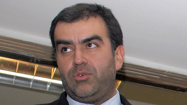 Caso cascadas: Fiscalía pidió información a imputados y corredoras de Bolsa