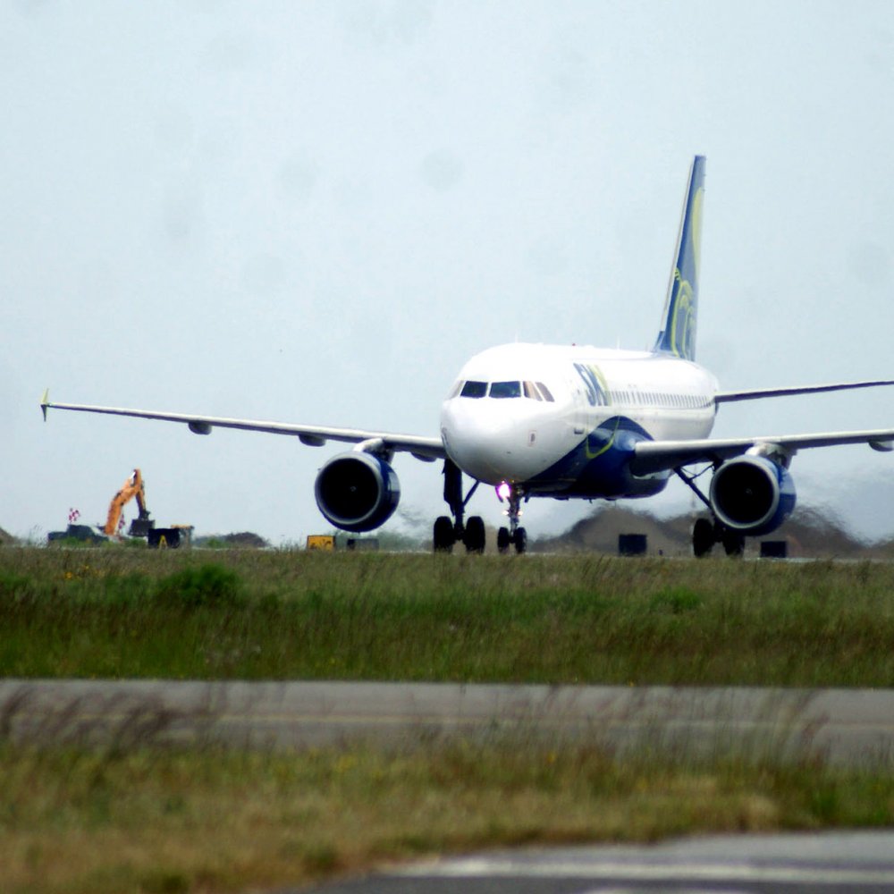 Todas las aerolíneas de Nepal entran a lista negra de la Unión Europea