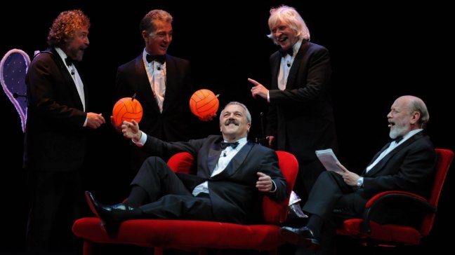 Les Luthiers volvió a unir generaciones con su show en Chile