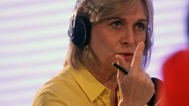 Matthei defendió programa 