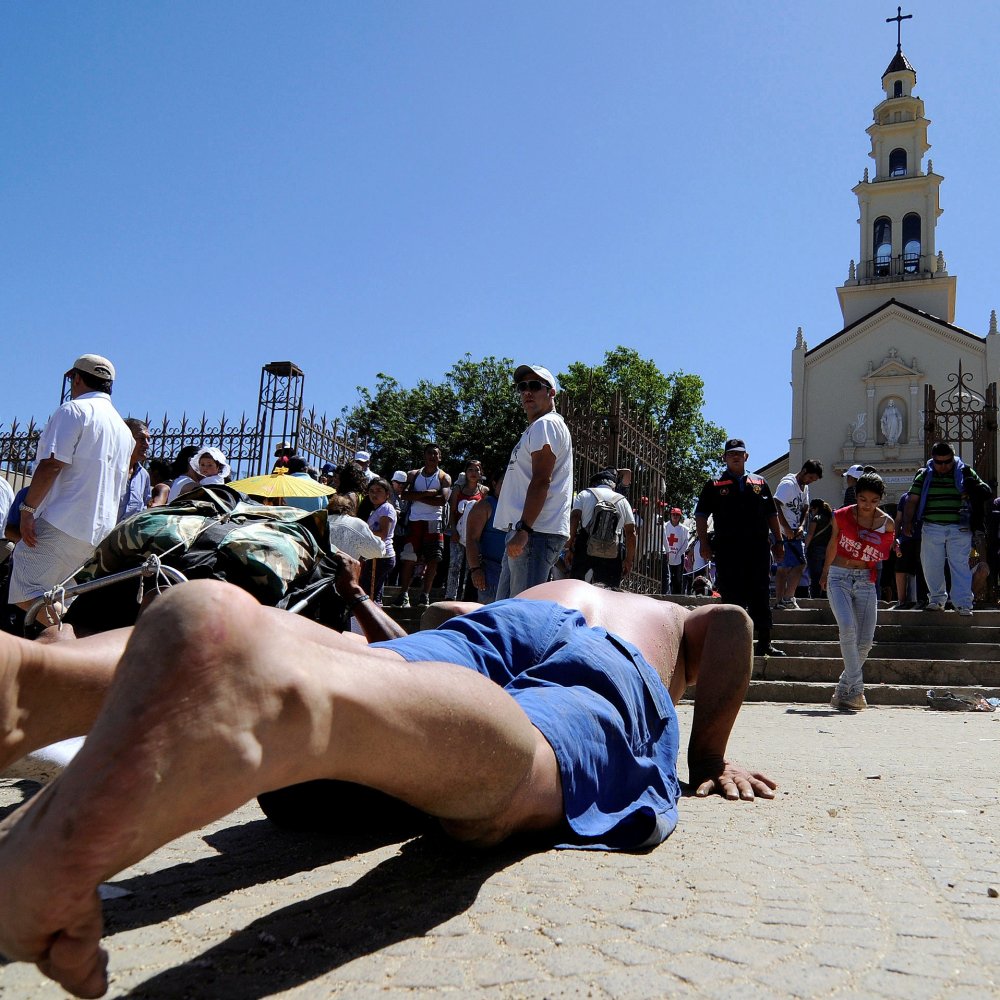 Carabineros cortó el tránsito en la Ruta 68 por peregrinación a Lo Vásquez