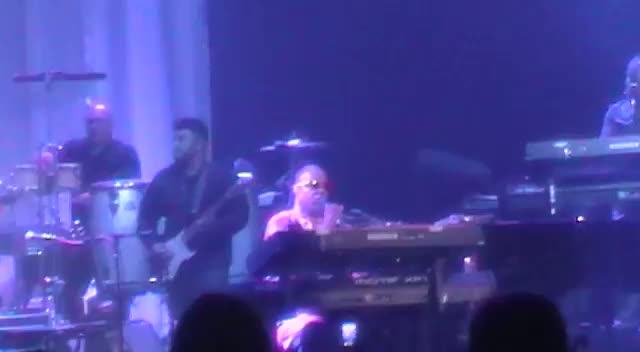 Video Stevie Wonder Demostró En Chile Por Qué Es Una Leyenda De La Música Cooperativacl 8072