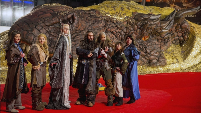 Hermanos Weinstein demandan a Warner por beneficios 