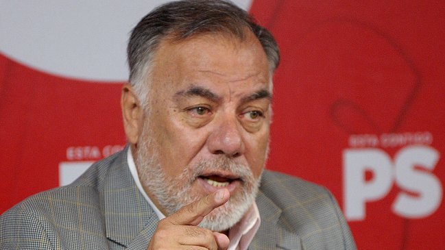 Osvaldo Andrade: Quien gana tiene derecho a implementar su programa