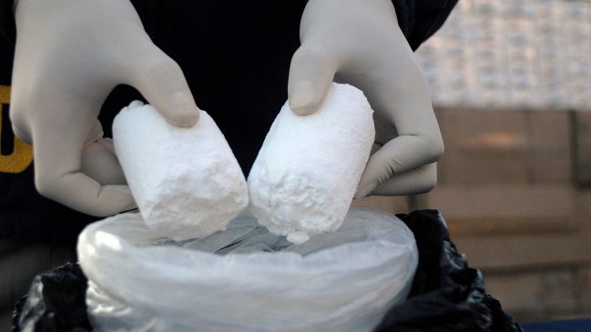 Policía de Perú decomisó 119 kilos de cocaína en avioneta boliviana