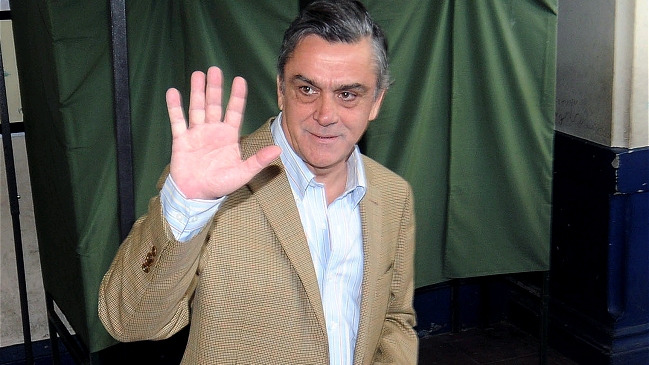 Votación de Pablo Longueira culminó con agresiones y detenidos