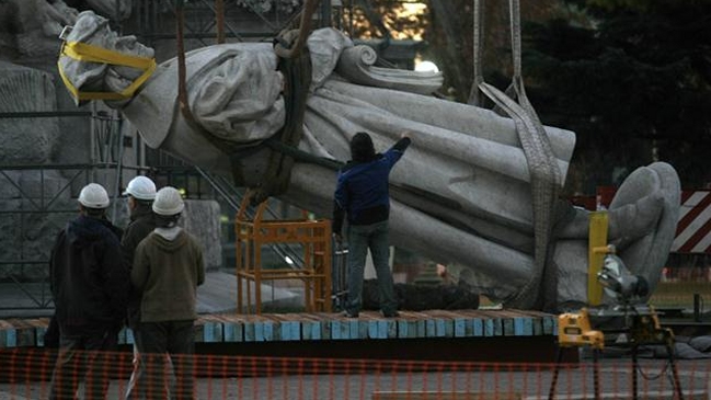 Argentina: Polémica por estatua de Colón llega a su fin