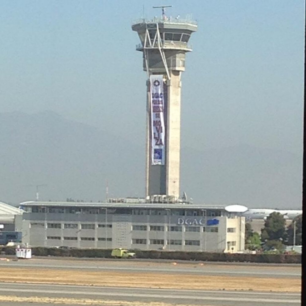 Funcionarios de la DGAC iniciaron movilización de advertencia por 24 horas