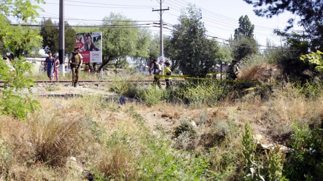 Tres muertos dejó caída de vehículo en canal de Puente Alto
