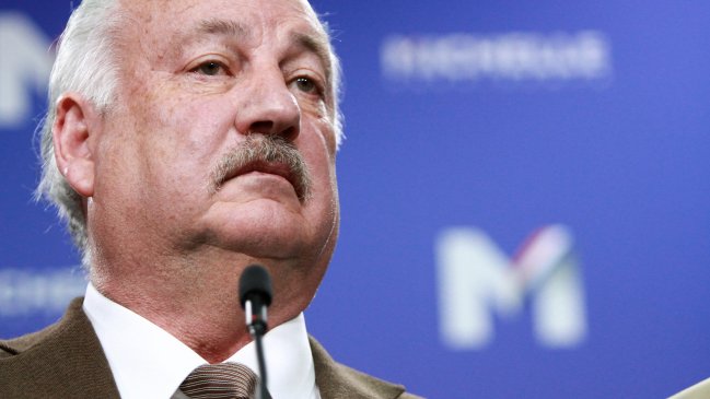 Partido Comunista asegura que no exigirá cargos a Bachelet