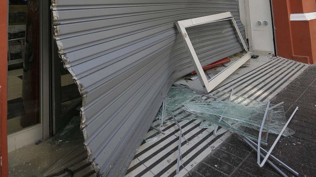 Delincuentes asaltaron outlet recién inaugurado en Lo Espejo