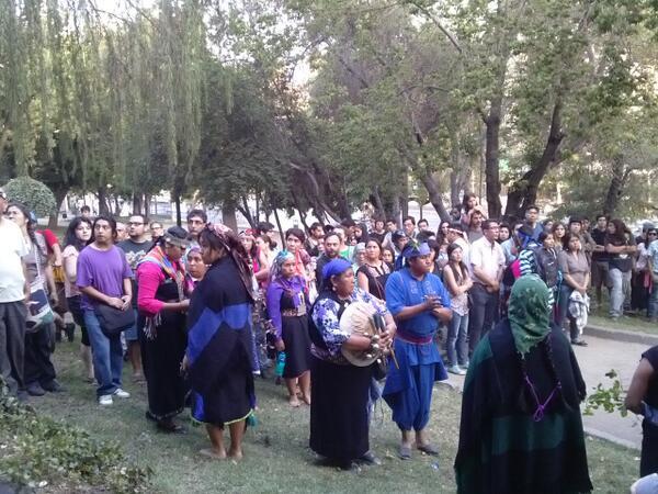 Comunidad mapuche en Santiago rindió tributo a Quintremán