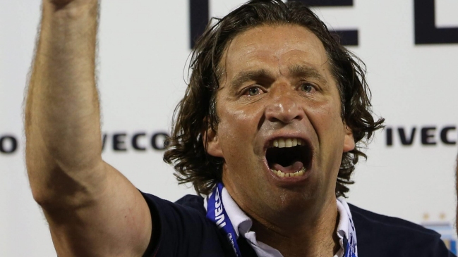 Valencia oficializó a Juan Antonio Pizzi como nuevo entrenador