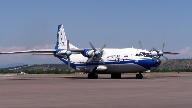 Nueve personas murieron al estrellarse avión en Siberia