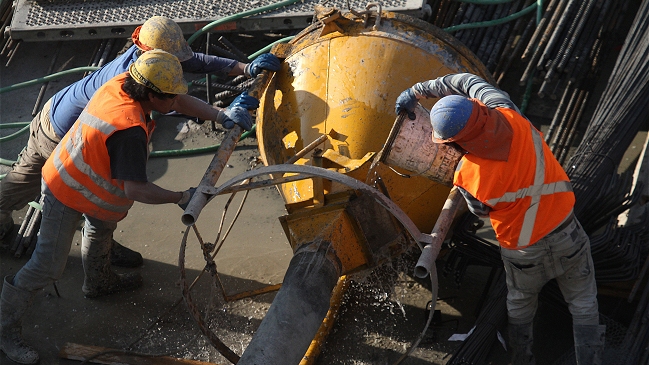 Desempleo bajó hasta 5,7% entre septiembre y noviembre