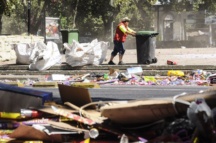 Carolina Tohá: Empresa de aseo no cumplió tras Año Nuevo en Alameda