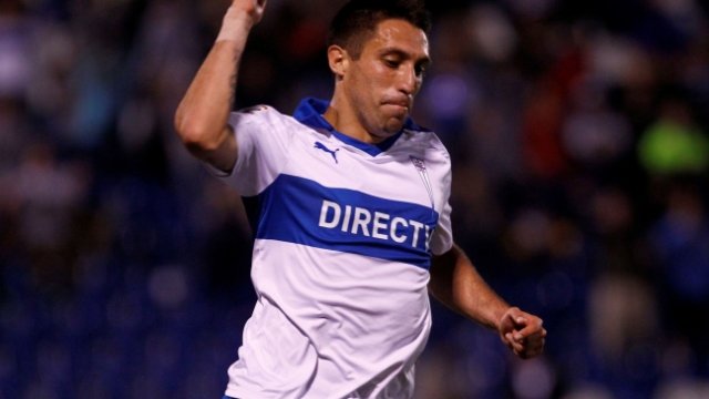 U. Católica logró retener a Jose Luis Muñoz pese a la arremetida de U. de Chile