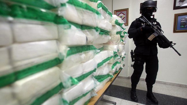 Policía incautó dos toneladas y media de narcóticos en Irán