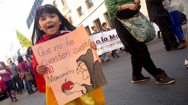 AVP y Monsanto marcan primera sesión del Senado en 2014
