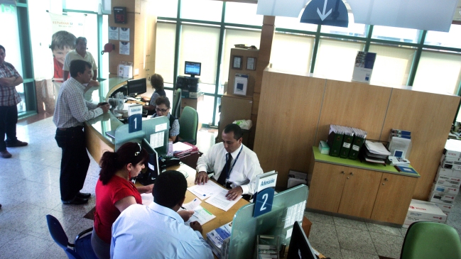 Aporte fiscal directo cubre un tercio del gasto total en salud