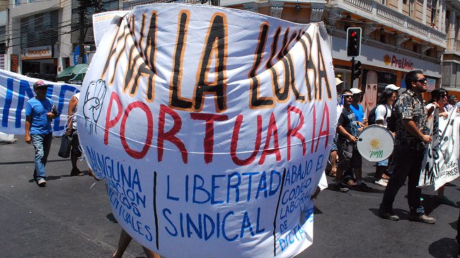 Portuarios no aceptaron deponer el paro