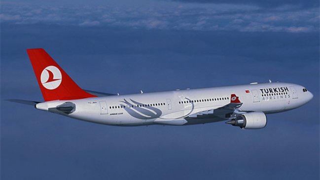 Celular abandonado obligó a aterrizaje forzoso de avión