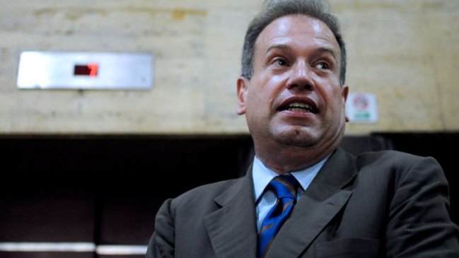 CDE se querellará contra quienes resulten responsables en caso firmas