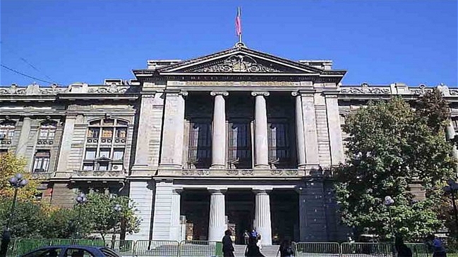 Suprema condenó al Fisco a indemnizar a estudiante víctima de torturas