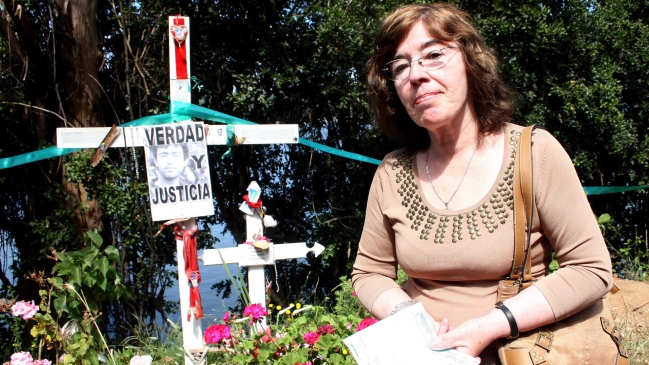 Ministro en visita ordenó exhumación de los restos de Jorge Matute Johns