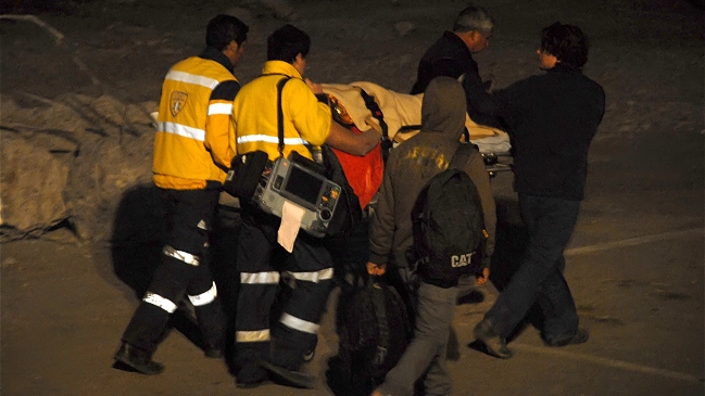 Obrero permanece en riesgo vital tras caer desde edificio en construcción