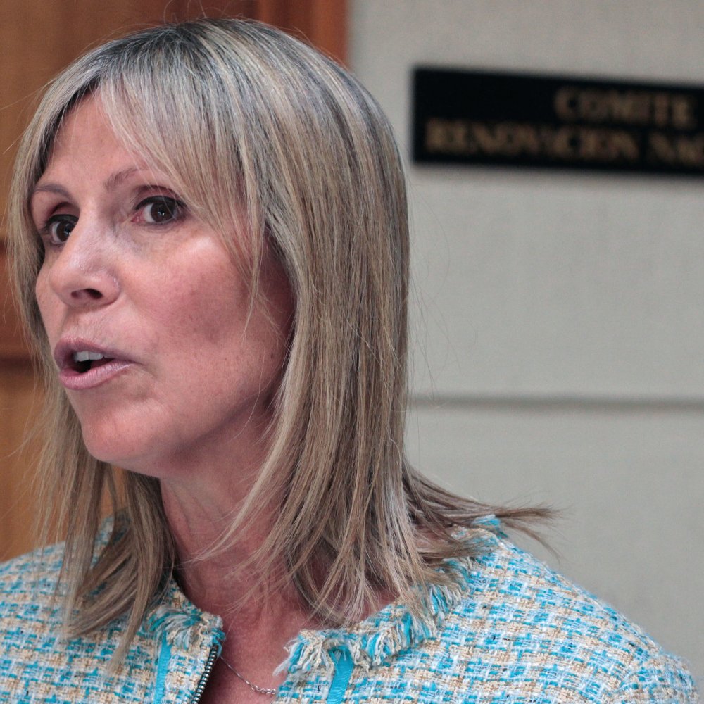 Lily Pérez a Ossandón: Eres cobarde y actúas por odio