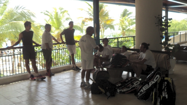 La lluvia complicó la práctica del equipo chileno en Barbados