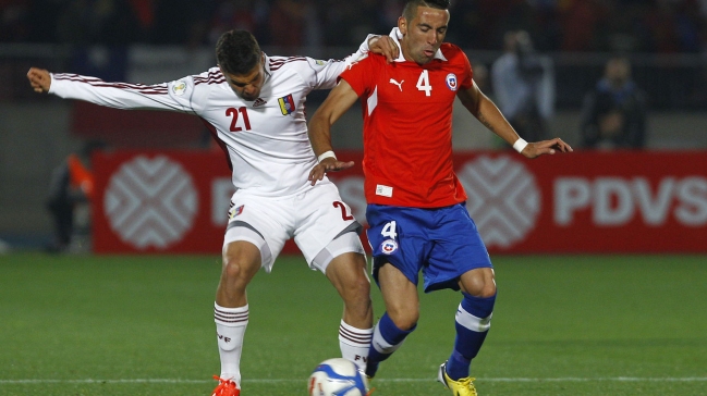 Medio italiano asegura que Borussia Dortmund quiere a Mauricio Isla