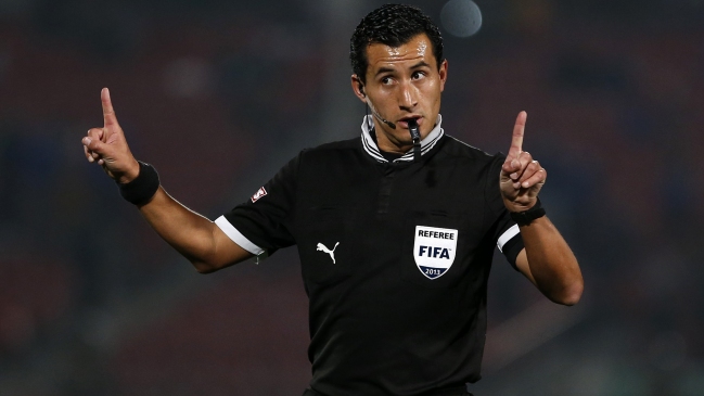 Arbitros mundialistas tendrán cuatro concentraciones previas