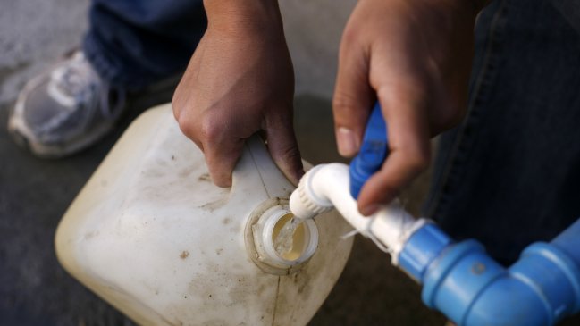 Seremi de Salud llamó a no consumir agua turbia en Antofagasta