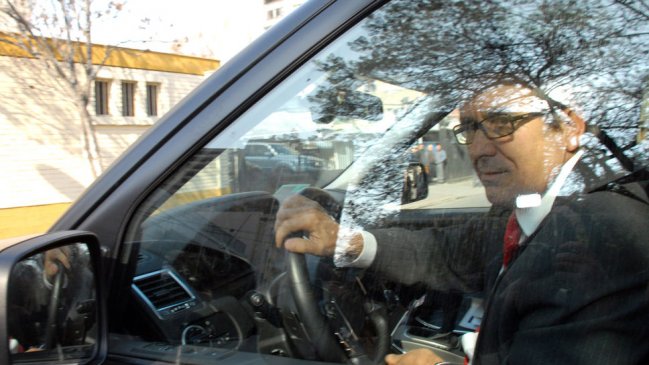 Leonidas Vial y cascadas: Defenderé mi honor y prestigio