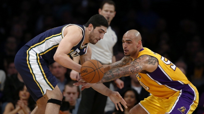 Los Lakers igualaron su peor racha como dueños de casa