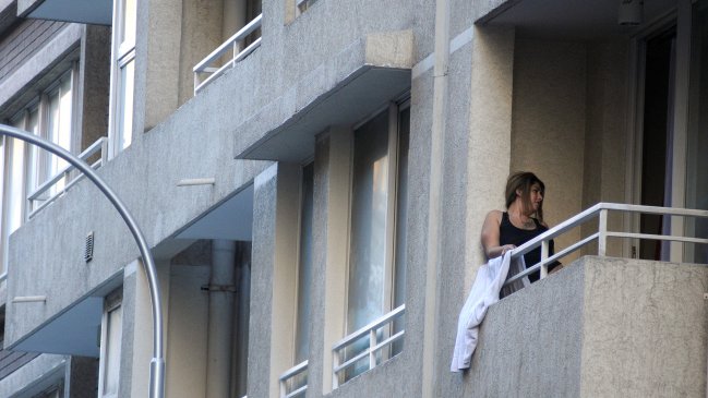 Adolescente murió tras caer desde el piso 22 de un edificio en Santiago