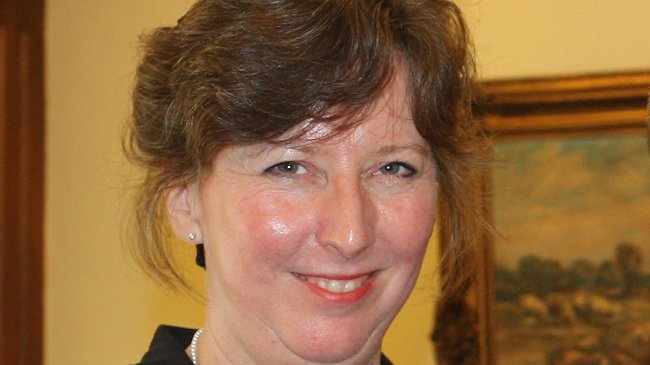 Nueva embajadora británica inició su gestión en Chile