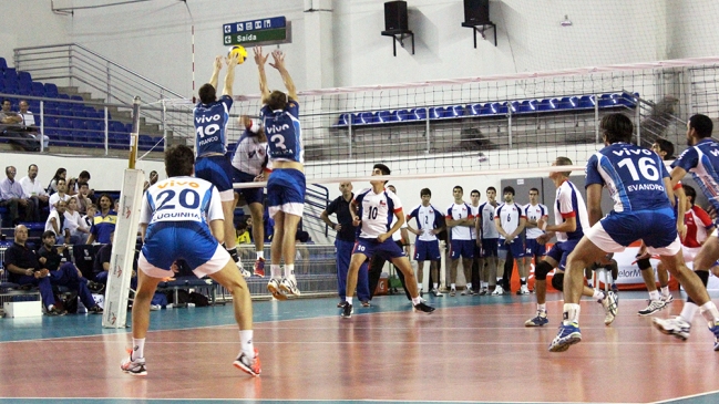 Chile cayó en su debut en el Sudamericano de Clubes ante Vivo Minas