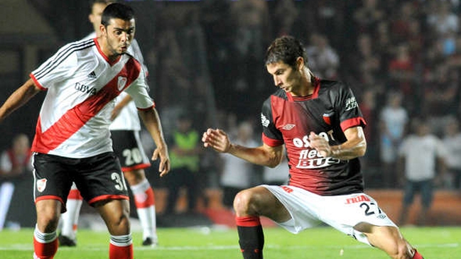 River Plate cosechó una dolorosa derrota frente a Colón