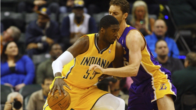 Indiana Pacers le dio un nuevo golpe a los alicaídos Lakers