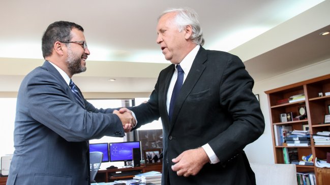 Polémica por Echeverría marcó bilateral entre Hinzpeter y Burgos por Defensa