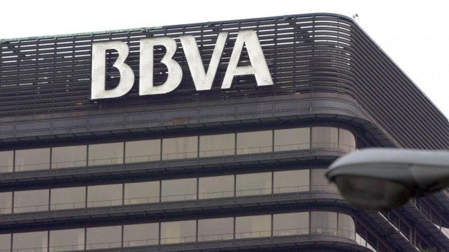 Banco lanzó en Chile aplicación para transferencias por Facebook