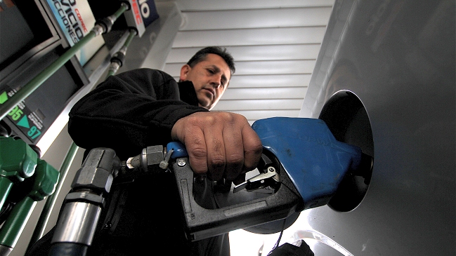 ENAP confirmó nueva alza en el precio de las bencinas desde este jueves