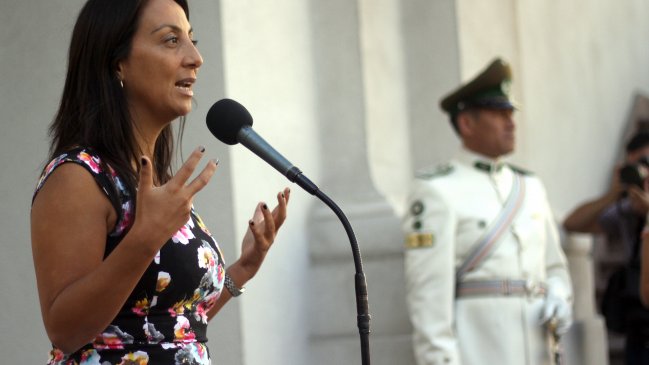 Fiscalía y Carabineros identificaron al autor de amenazas de muerte contra ministra Pérez