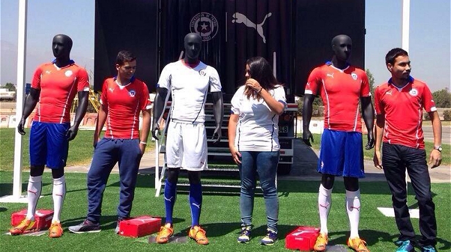 cuerda ignorancia Manifiesto Puma presentó la camiseta que usará Chile en el Mundial - Cooperativa.cl