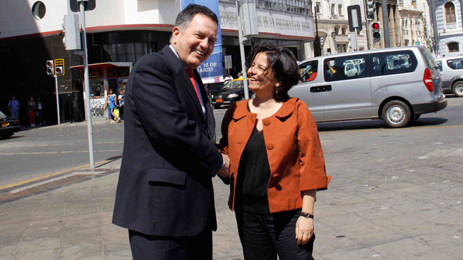 Ministro de Cultura se reunió con su sucesora en Valparaíso