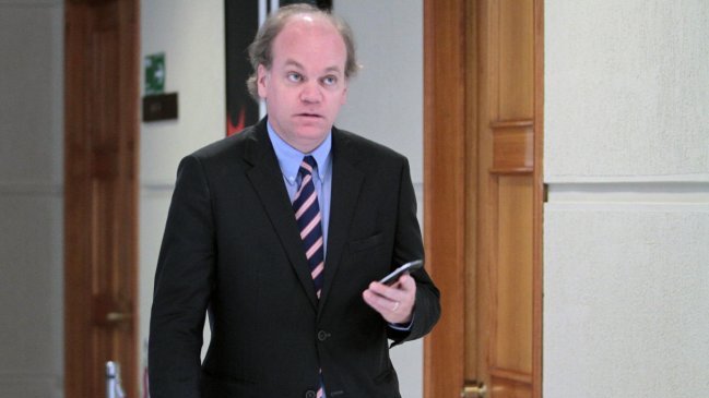 Senador Patricio Walker: No logro entender el doble estándar del PC en DD.HH.