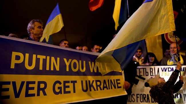 Crimea convocó a un referéndum sobre la unión con Rusia